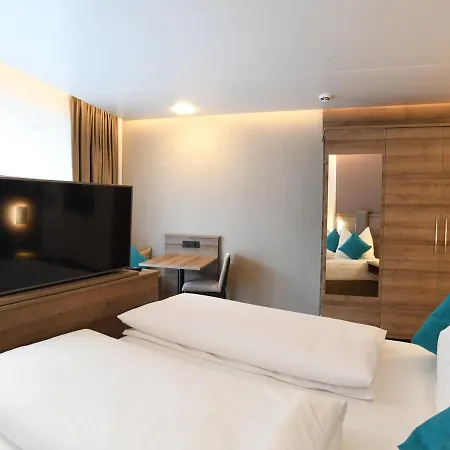 Westside Hotel 3*