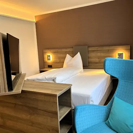 Westside Hotel 3*