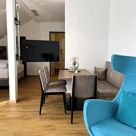 Westside Hotel 3*